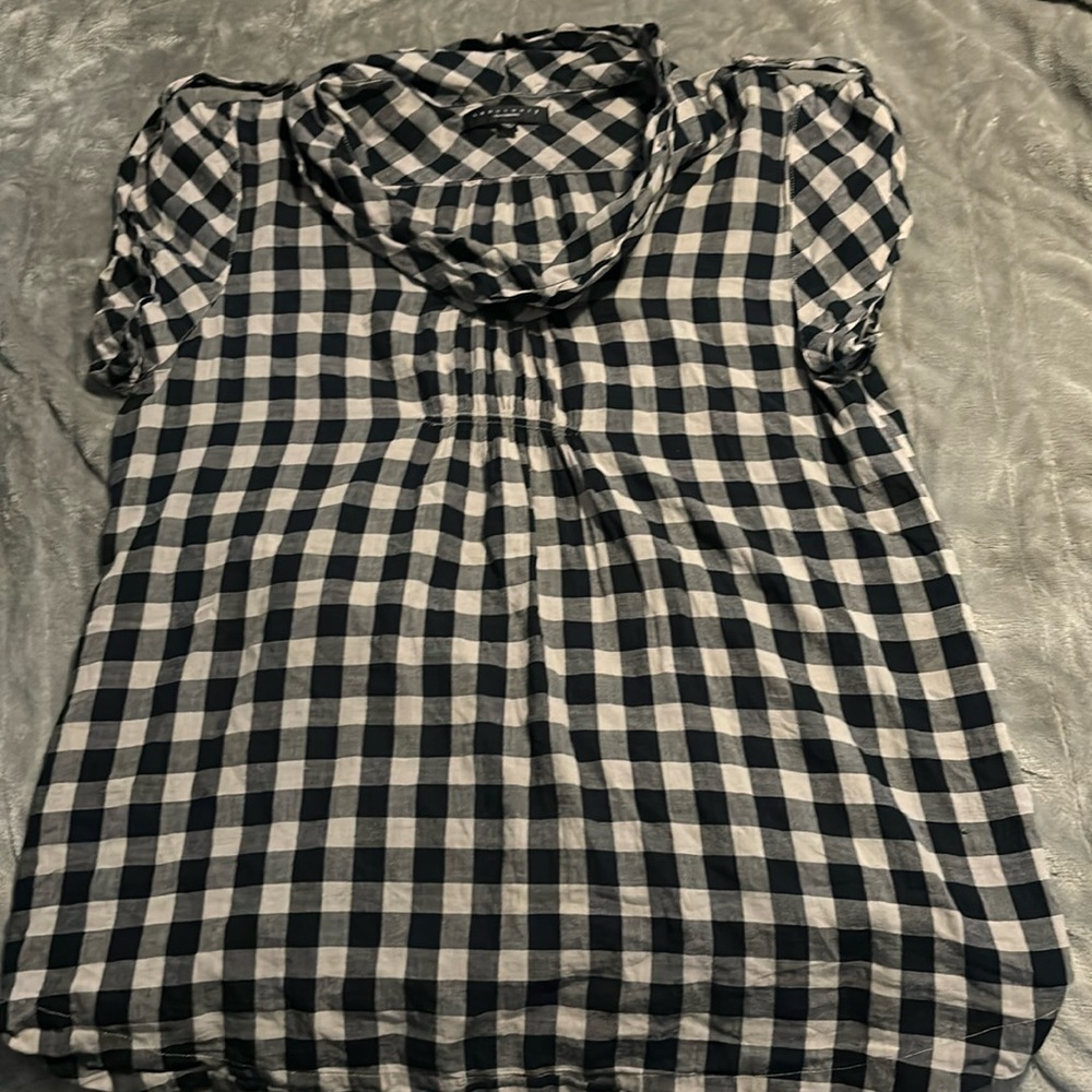 Sanctuary top